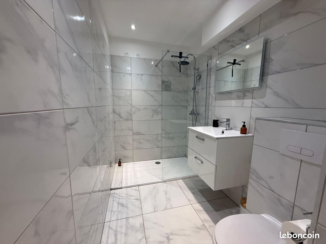 Appartement à louer, 27m², Menton