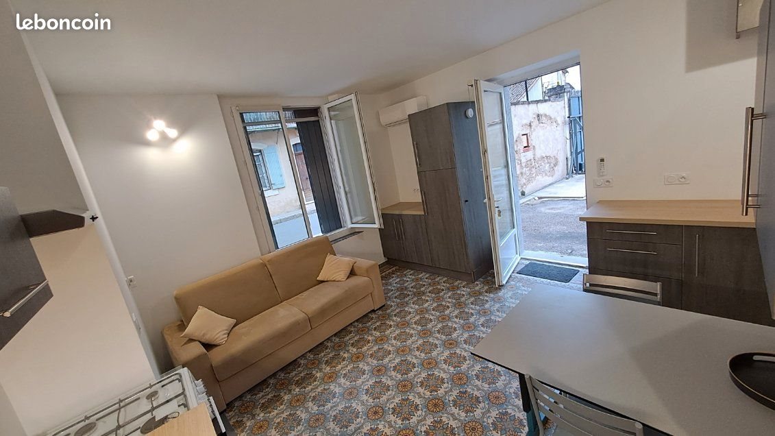 Appartement à louer, 24m², Malemort-du-Comtat