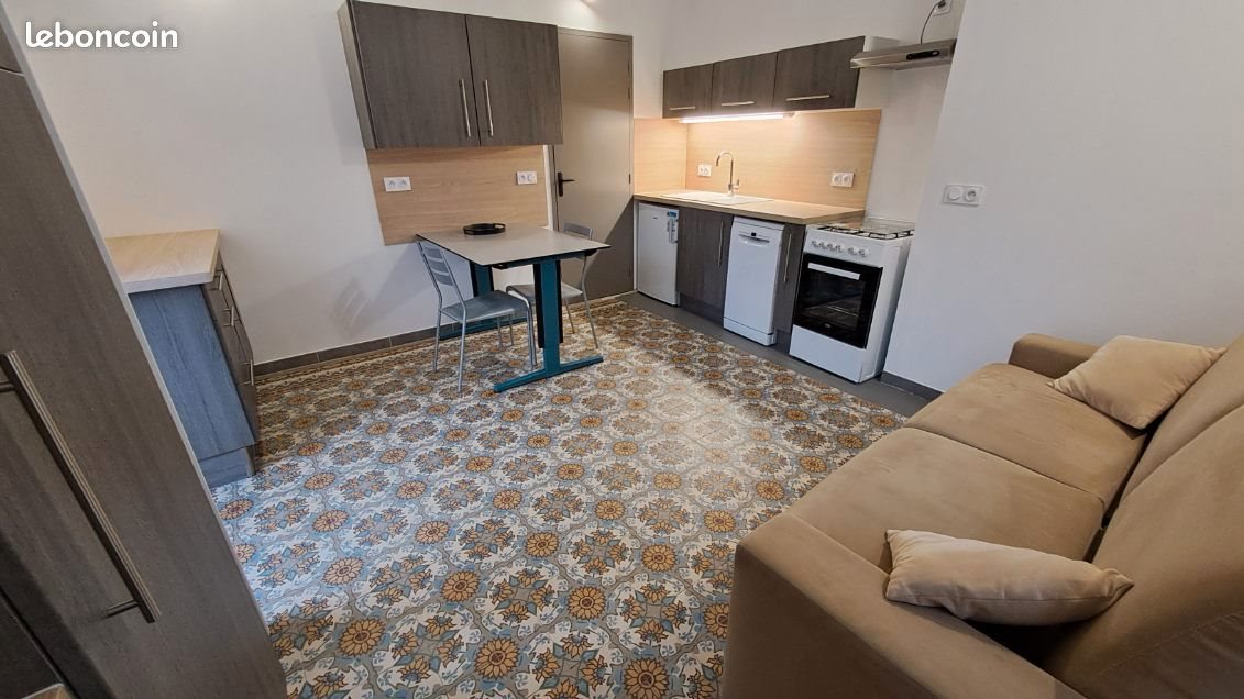 Appartement à louer, 24m², Malemort-du-Comtat