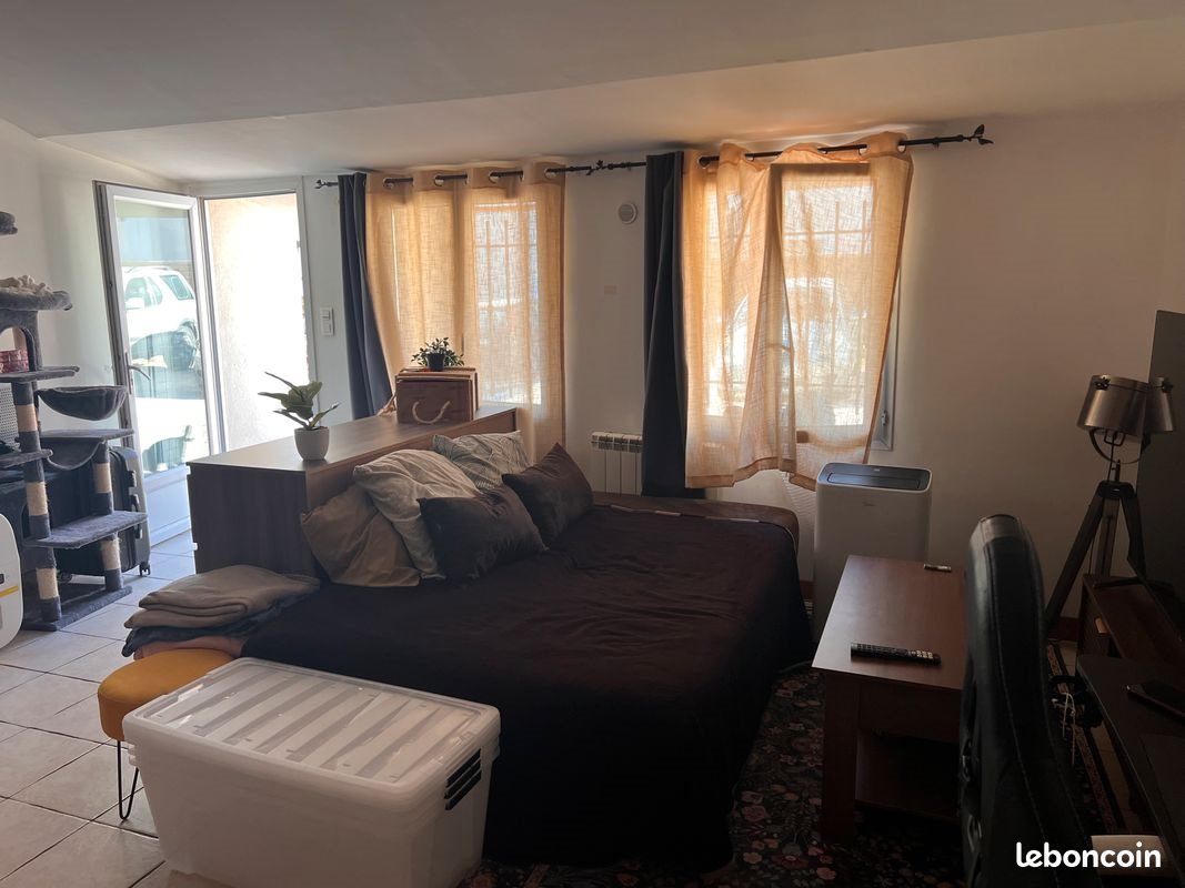Appartement à louer, 30m², Meyreuil