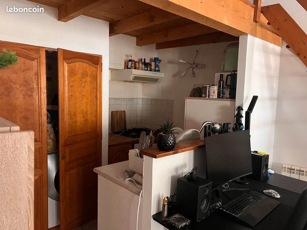 Appartement à louer, 30m², Meyreuil