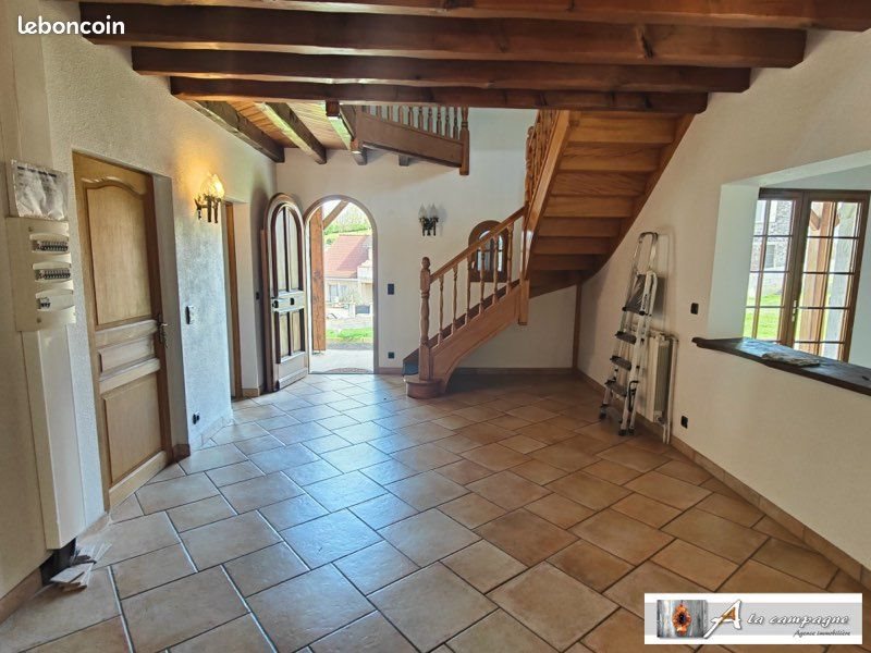 Maison à vendre, 231m², Lavault-Sainte-Anne