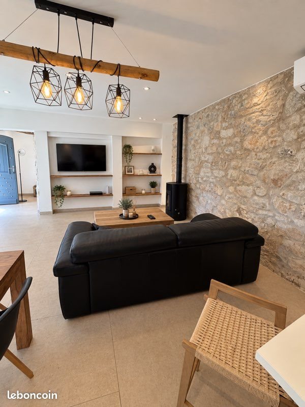 Maison à louer, 95m², Peymeinade