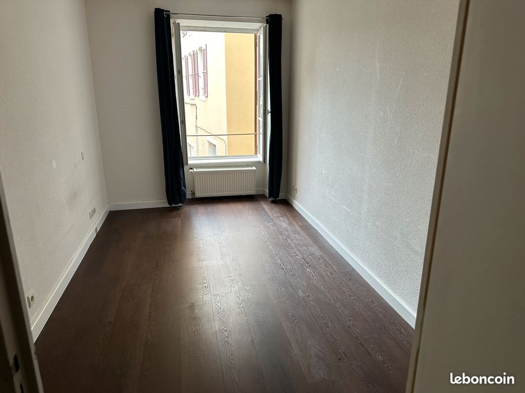 Appartement à louer, 53m², Issoire