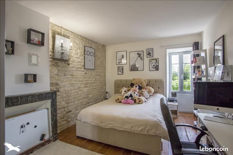 Maison à vendre, 280m², Saint-Médard-d'Aunis