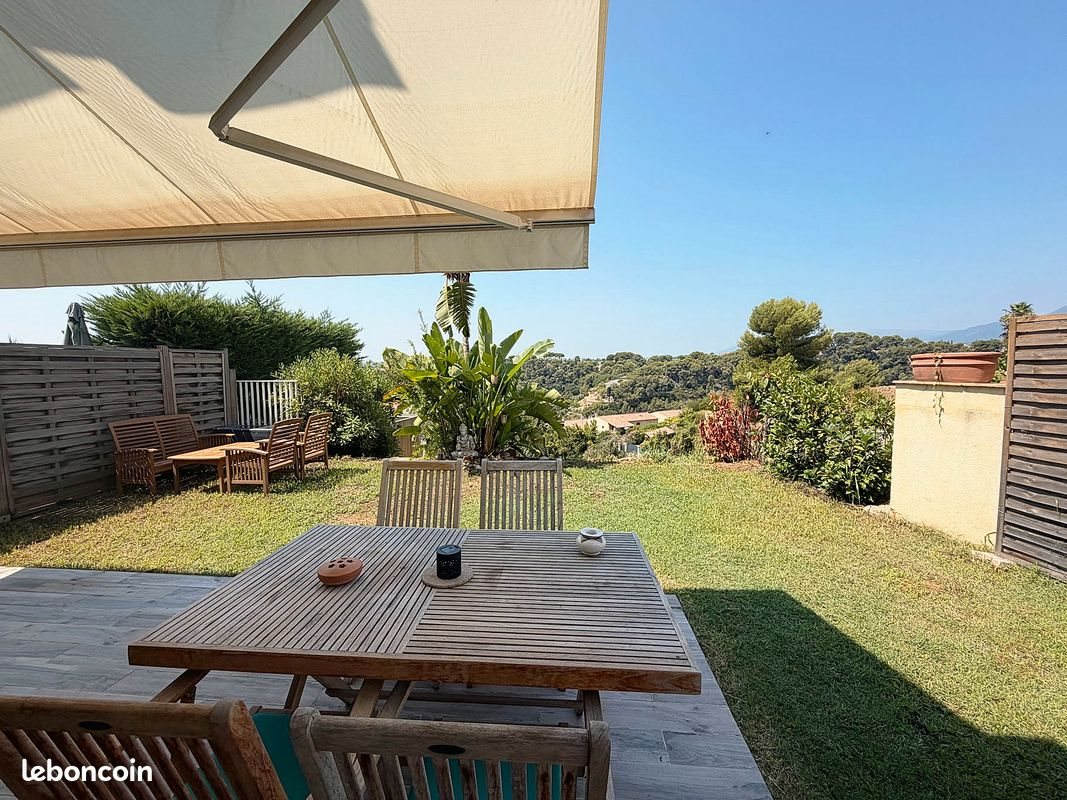 Maison à louer, 110m², Cagnes-sur-Mer