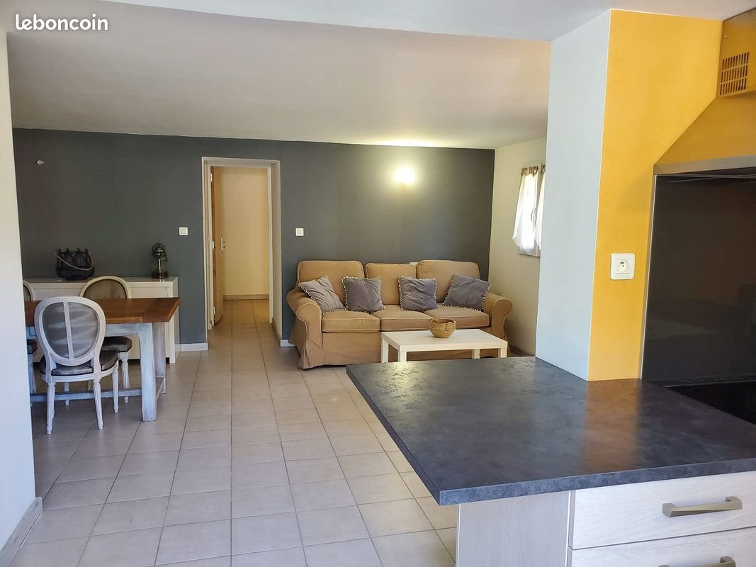 Appartement à louer, 45m², Villeneuve