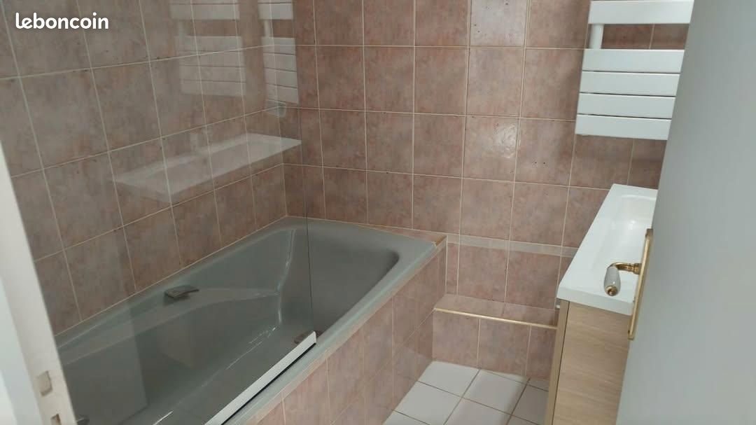 Appartement à louer, 42m², Flers