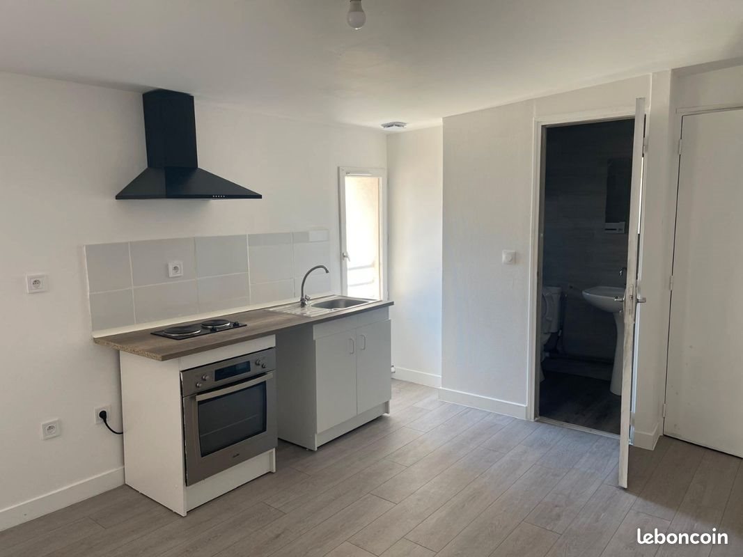 Appartement à louer, 18m², Châteaurenard