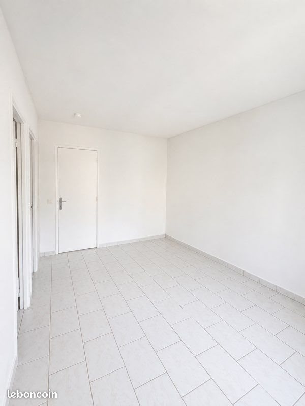 Appartement à louer, 32m², Antony
