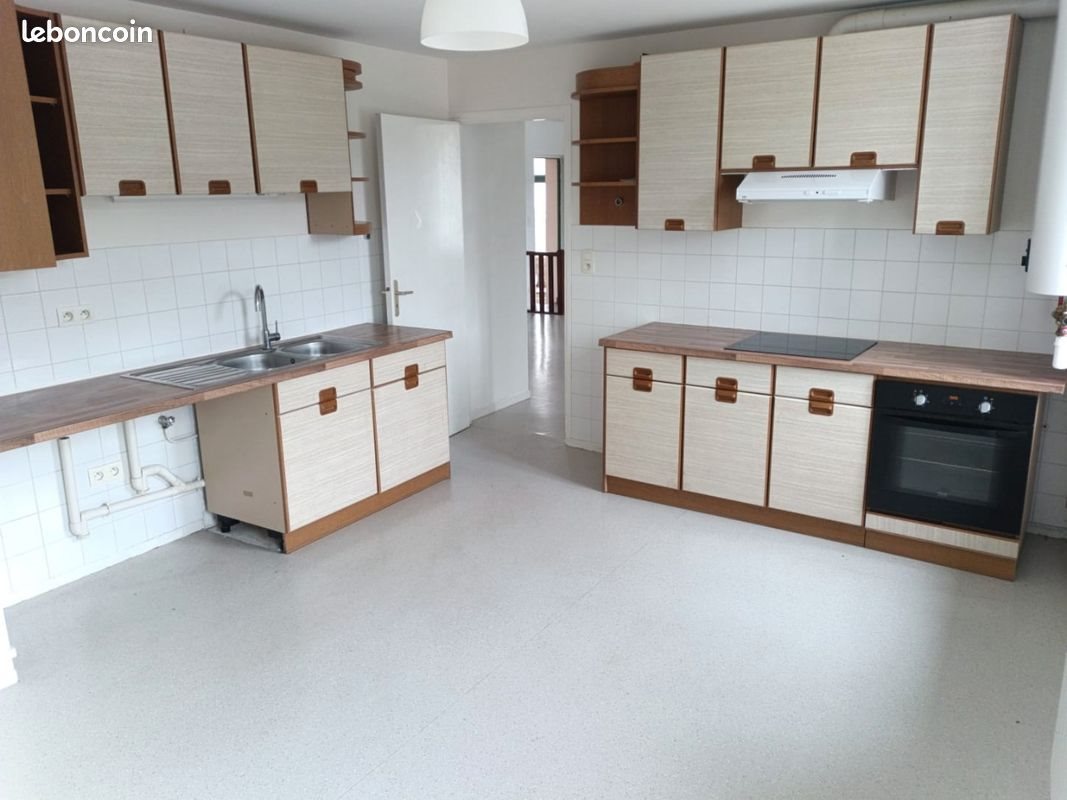Appartement à louer, 100m², Boissezon