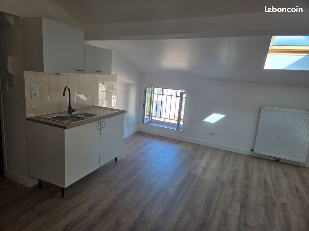 Appartement à louer, 45m², Mâcon