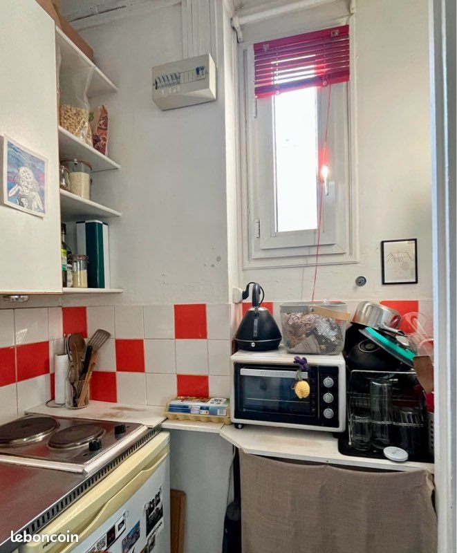Appartement à louer, 18m², Paris 18ème