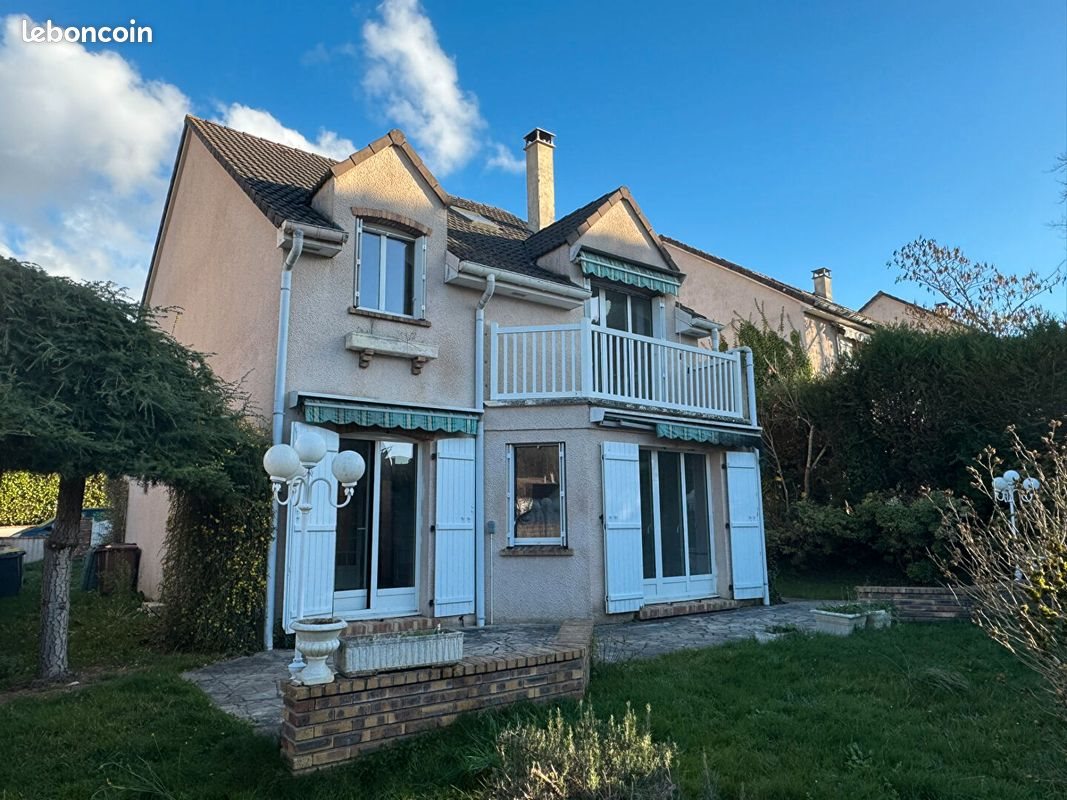 Maison à louer, 138m², Noisy-le-Roi