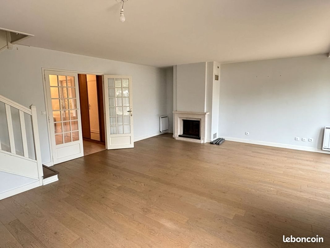 Maison à louer, 138m², Noisy-le-Roi