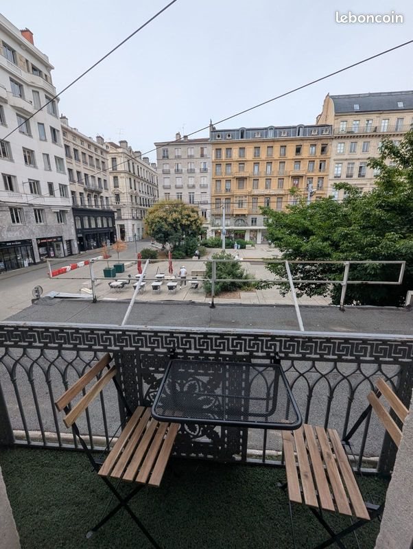 Appartement à louer, 78m², Saint-Etienne