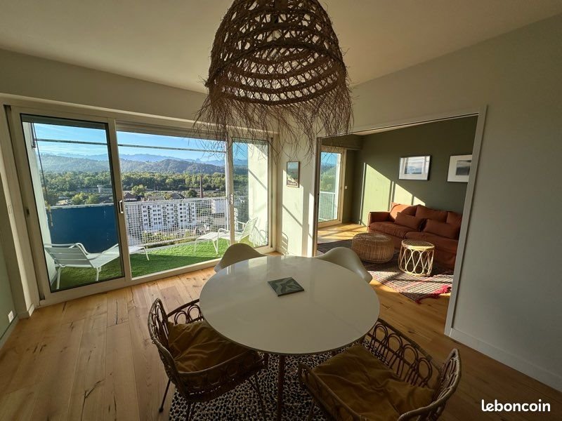 Appartement à louer, 70m², Pau