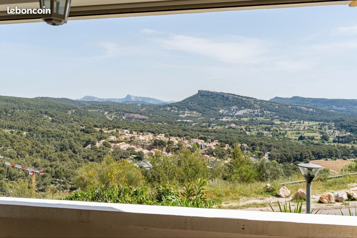 Appartement à louer, 68m², Cassis
