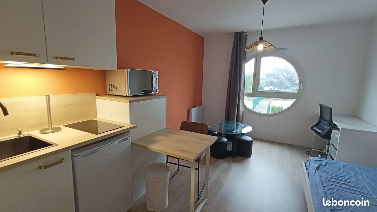 Appartement à louer, 18m², Pau