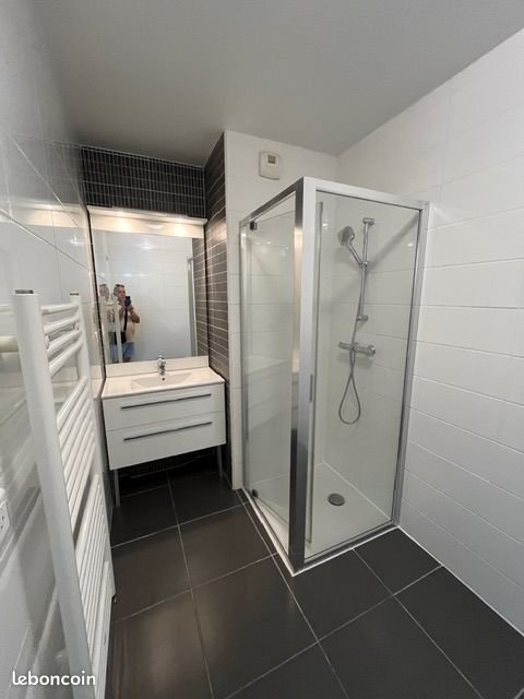 Appartement à louer, 49m², Décines-Charpieu