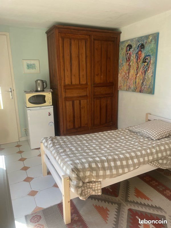 Appartement à louer, 12m², Eguilles
