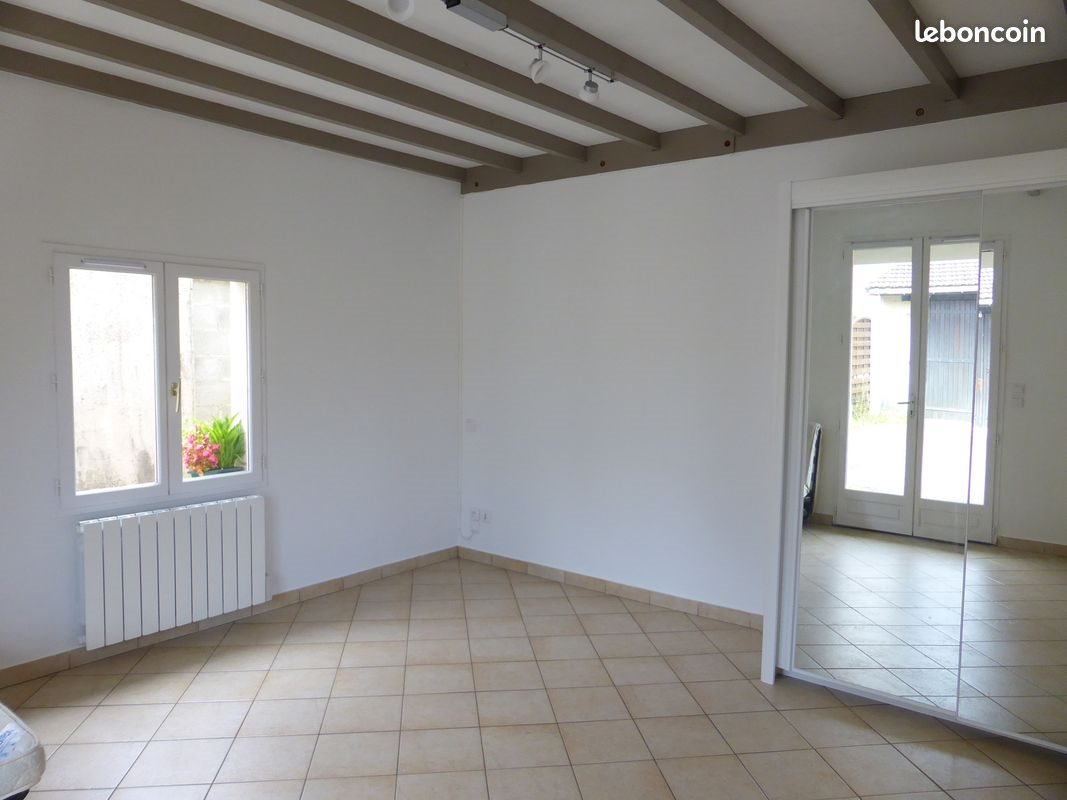 Appartement à louer, 20m², Lons