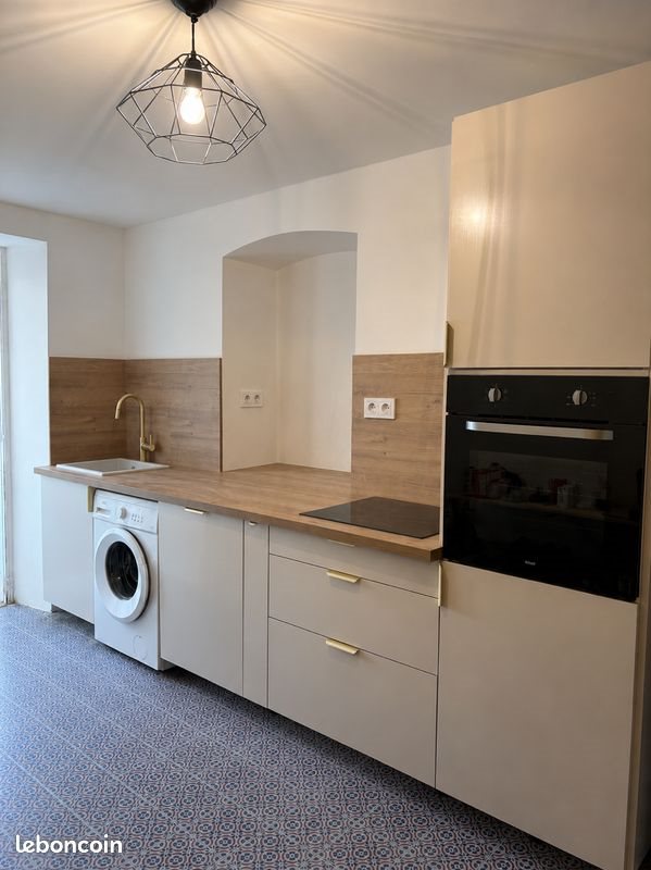 Appartement à louer, 55m², Corte