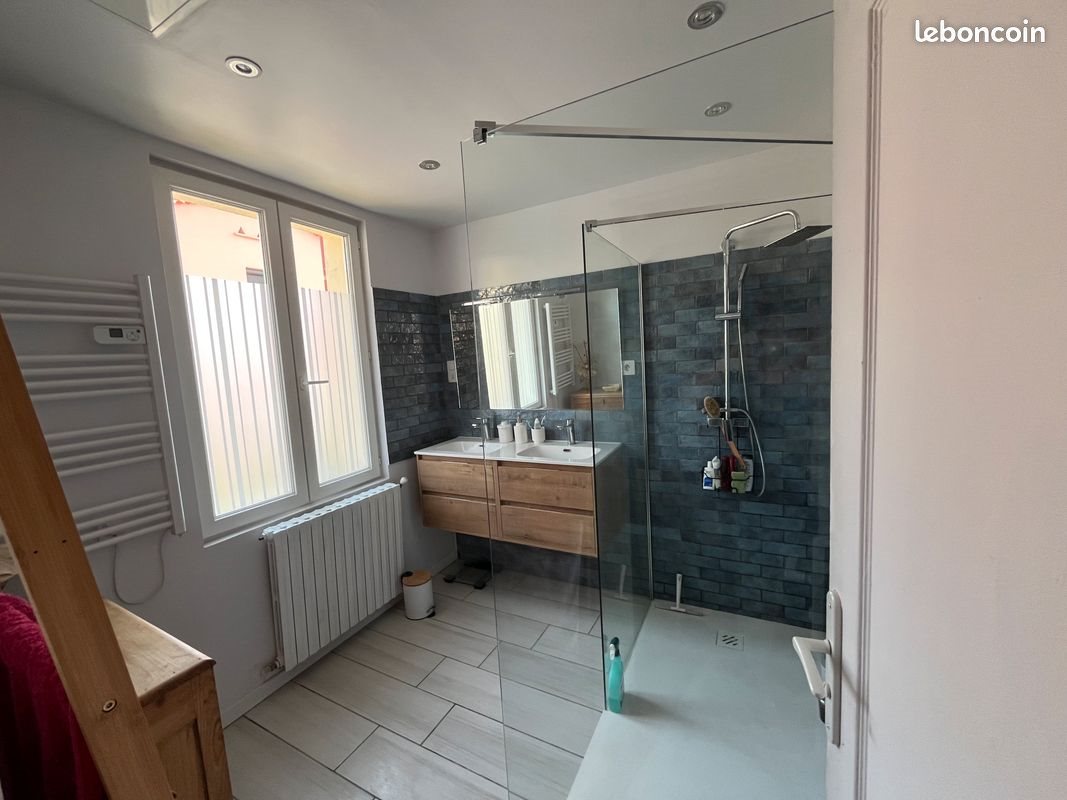 Maison à vendre, 130m², Saint-Laurent-de-Cerdans