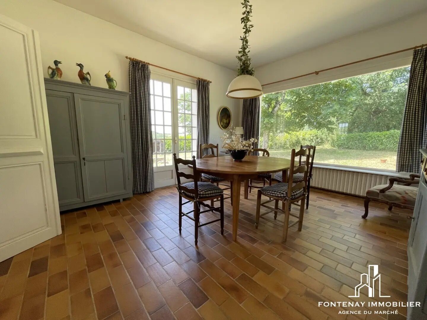 Maison à vendre, 319m², L'Orbrie