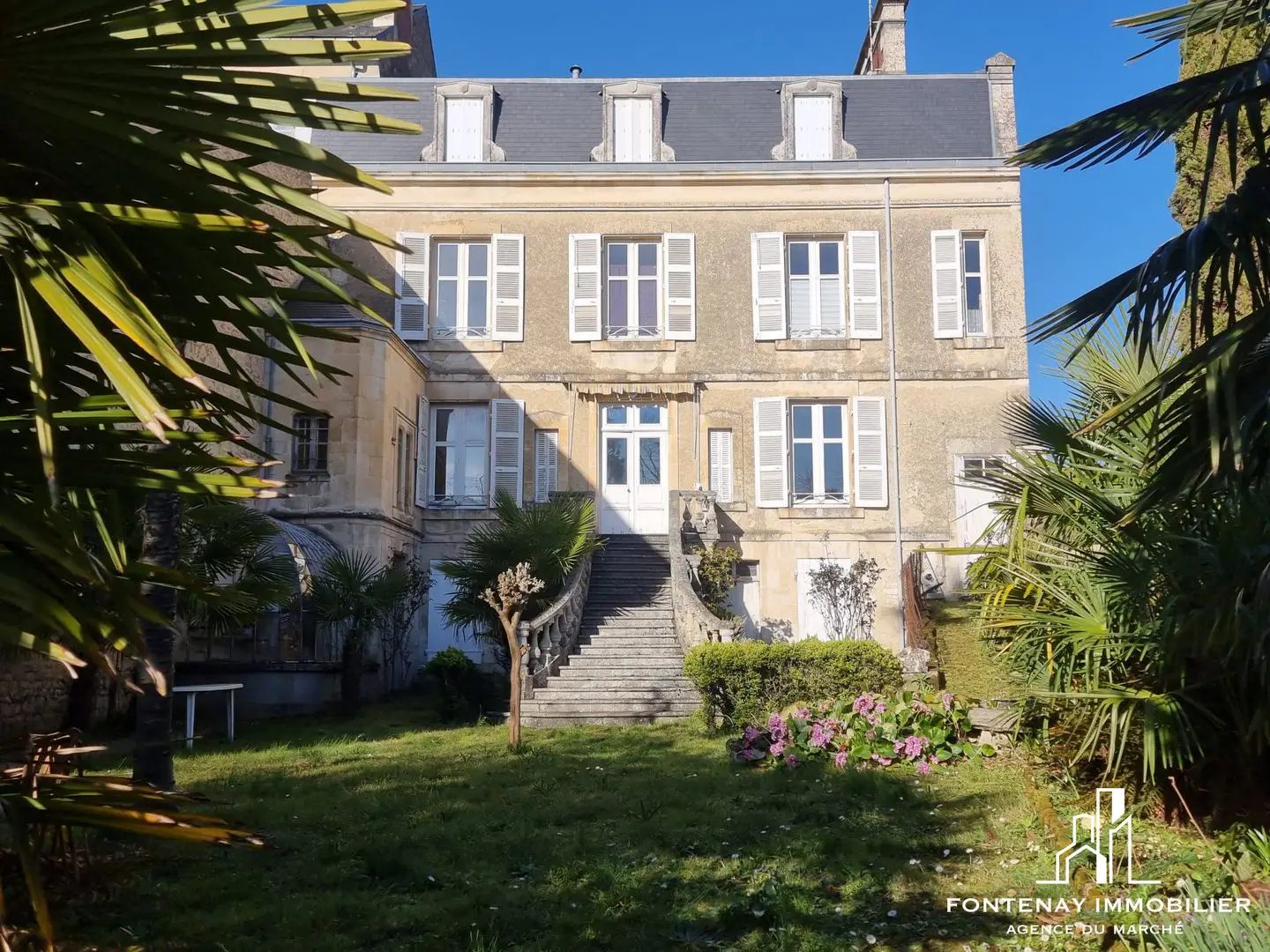 Maison à vendre, 385m², Fontenay-le-Comte
