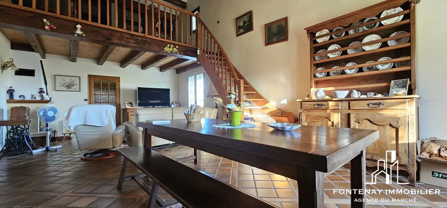 Maison à vendre, 220m², Marans