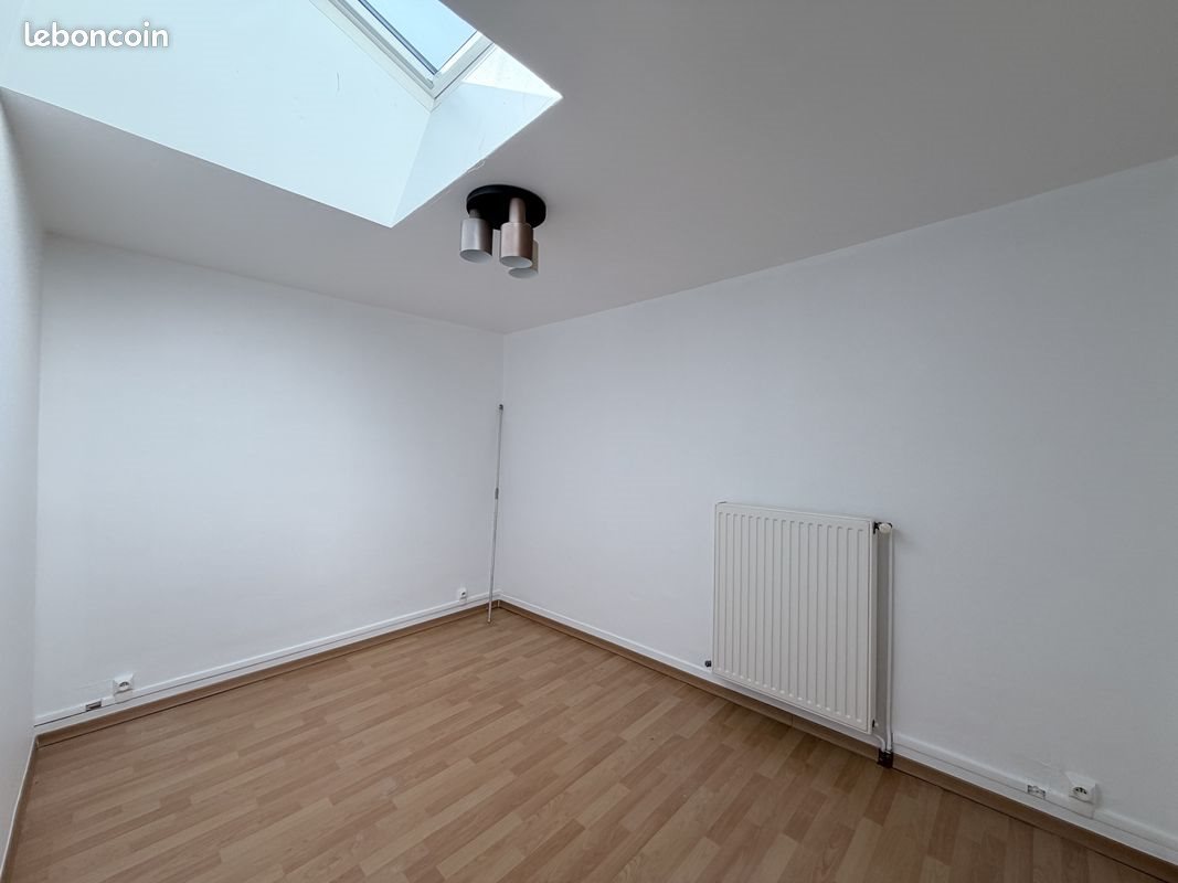 Maison à louer, 78m², Arbanats