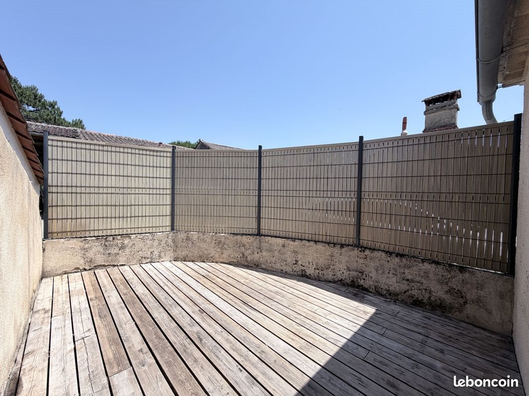 Maison à louer, 38m², Landiras