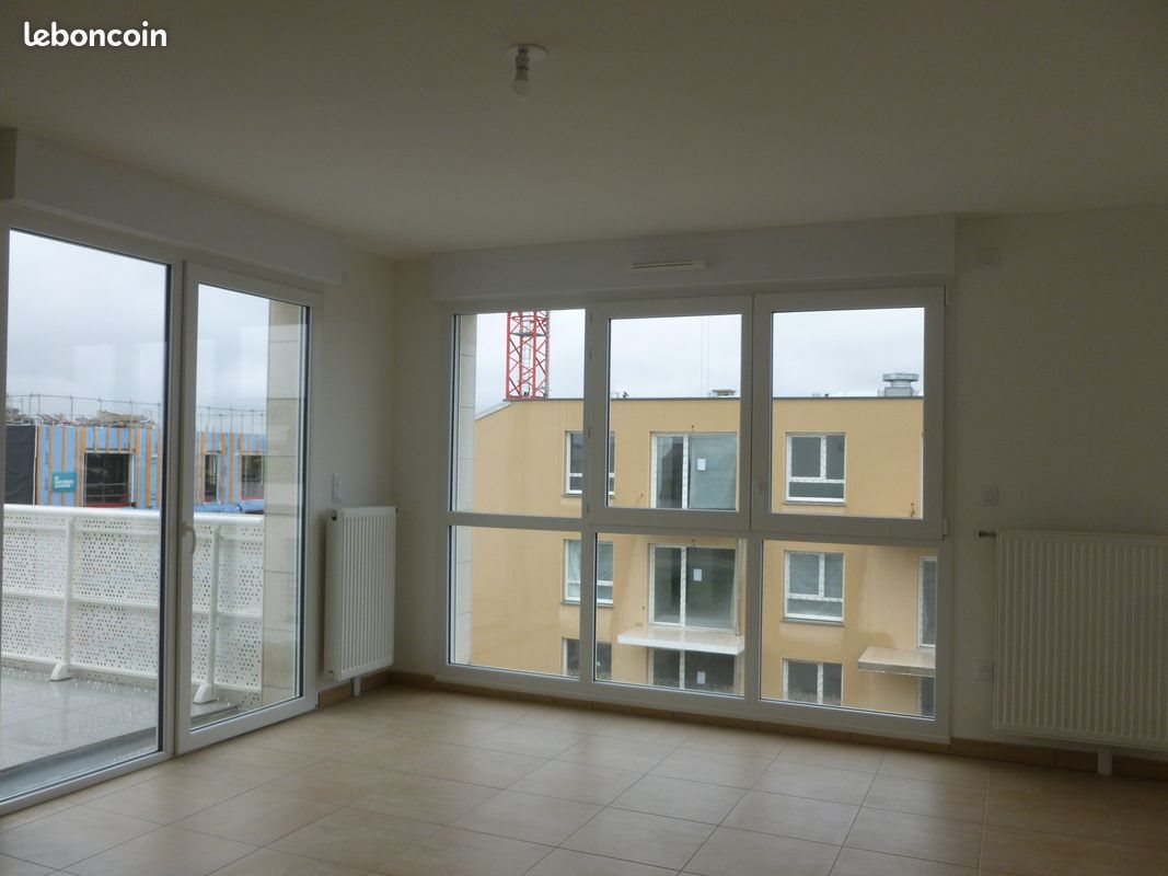Appartement à louer, 74m², Tinqueux