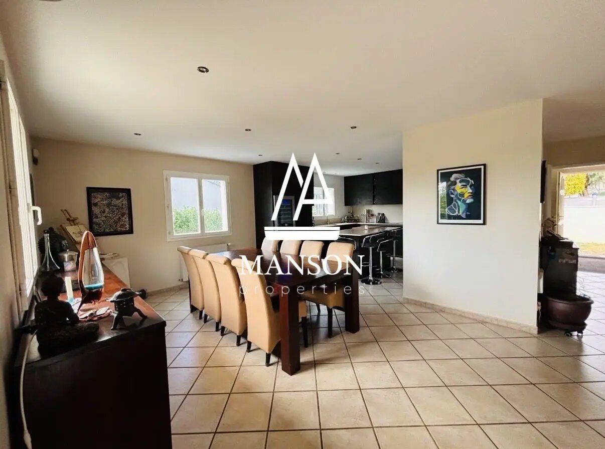 Maison à vendre, 136m², Carbon-Blanc