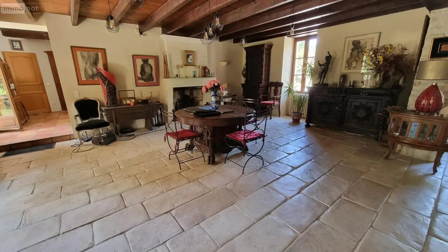 Maison à vendre, 328m², Barbezieux-Saint-Hilaire