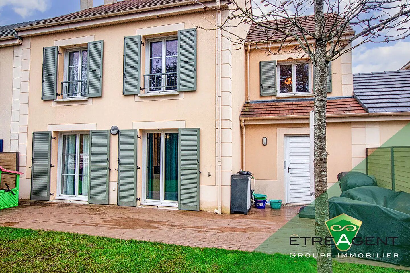 Maison à vendre, 115m², Feucherolles
