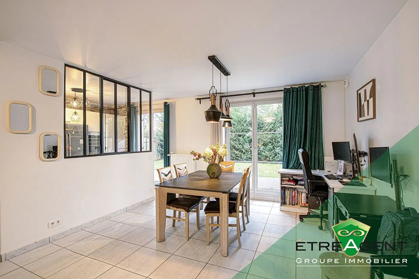 Maison à vendre, 115m², Feucherolles