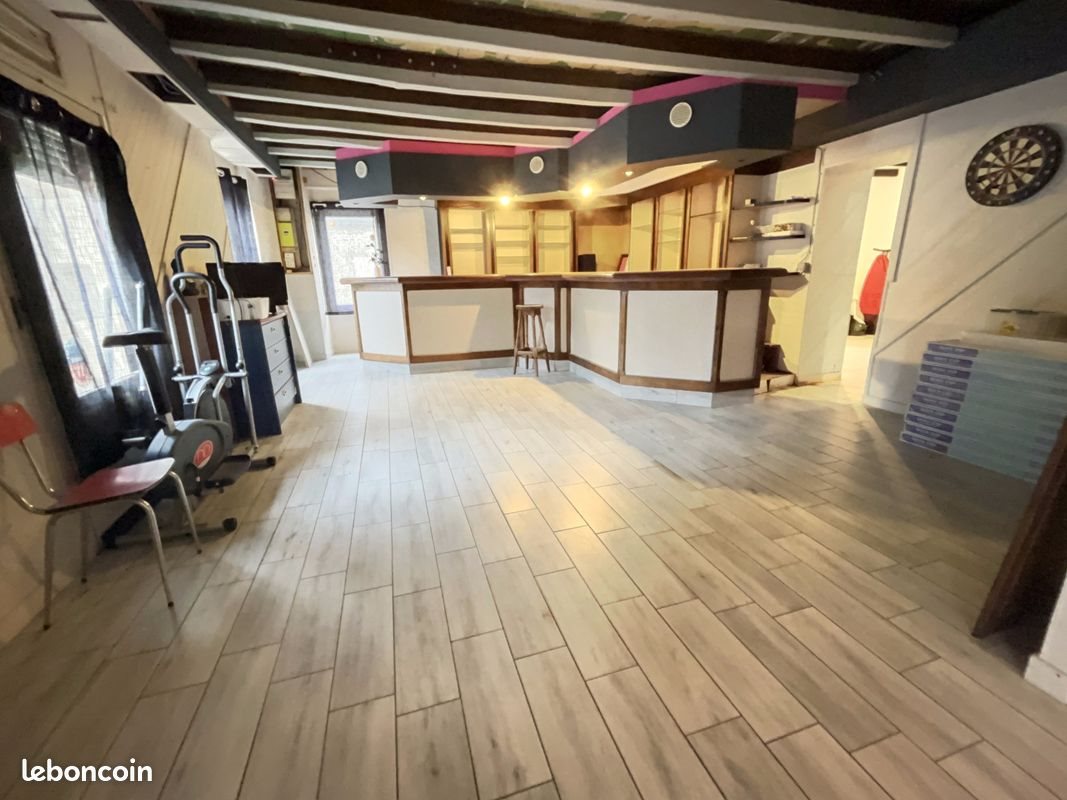 Maison à vendre, 215m², Camors