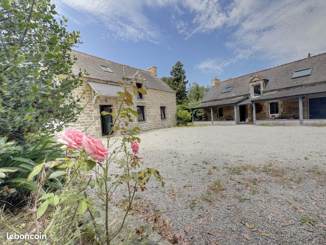 Maison à vendre, 161m², Baud