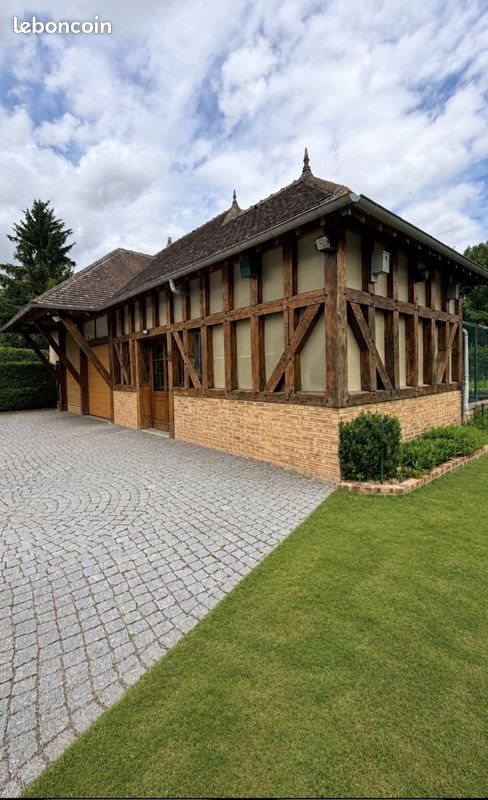 Maison à vendre, 307m², Saint-Lyé