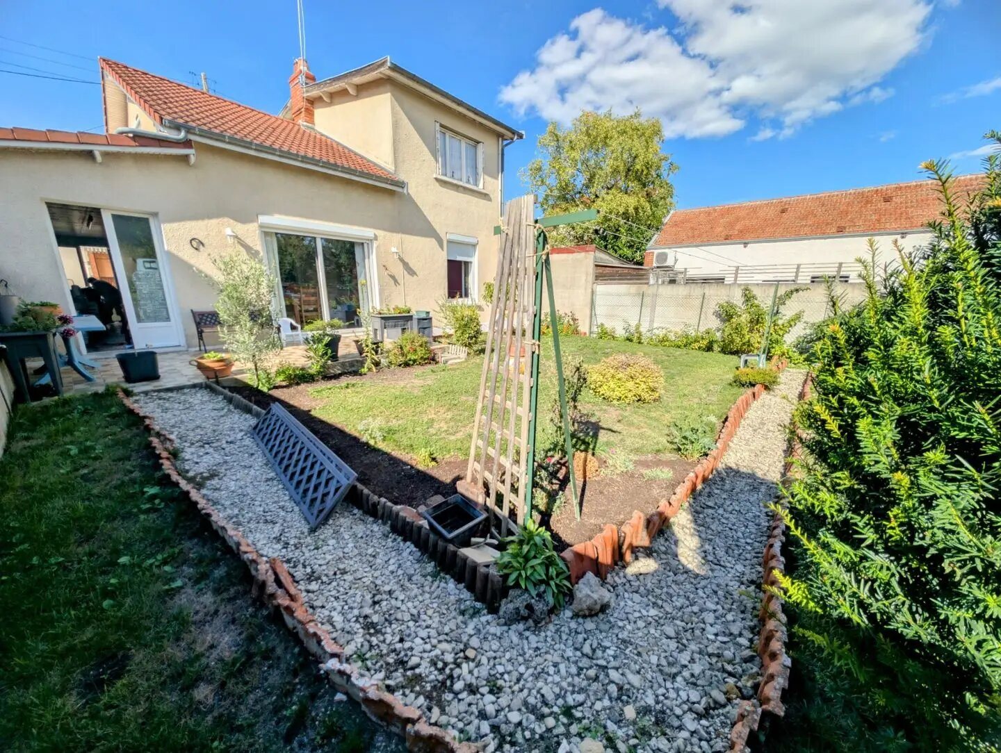 Maison à vendre, 106m², Sainte-Savine