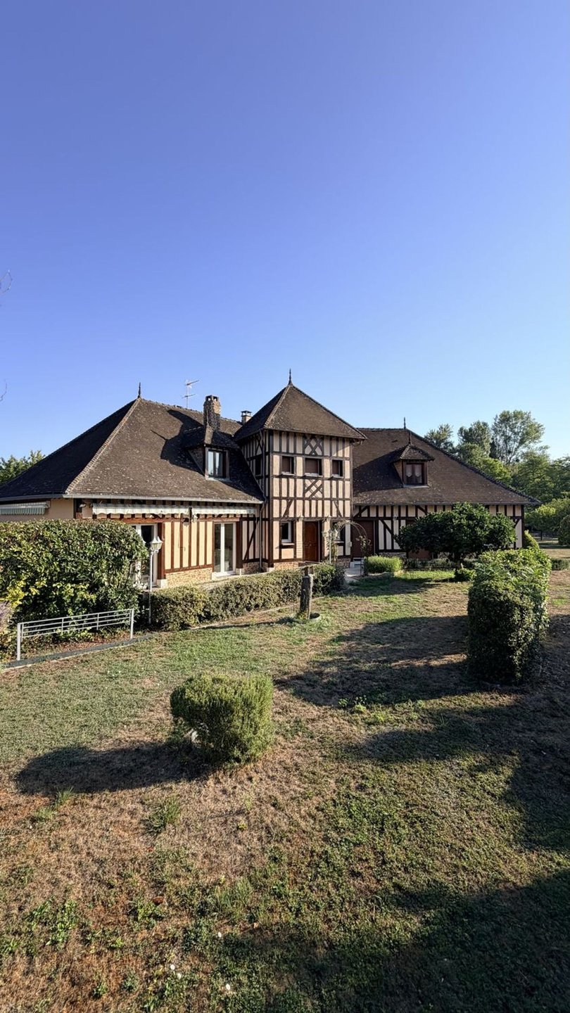 Maison à vendre, 307m², Saint-Lyé