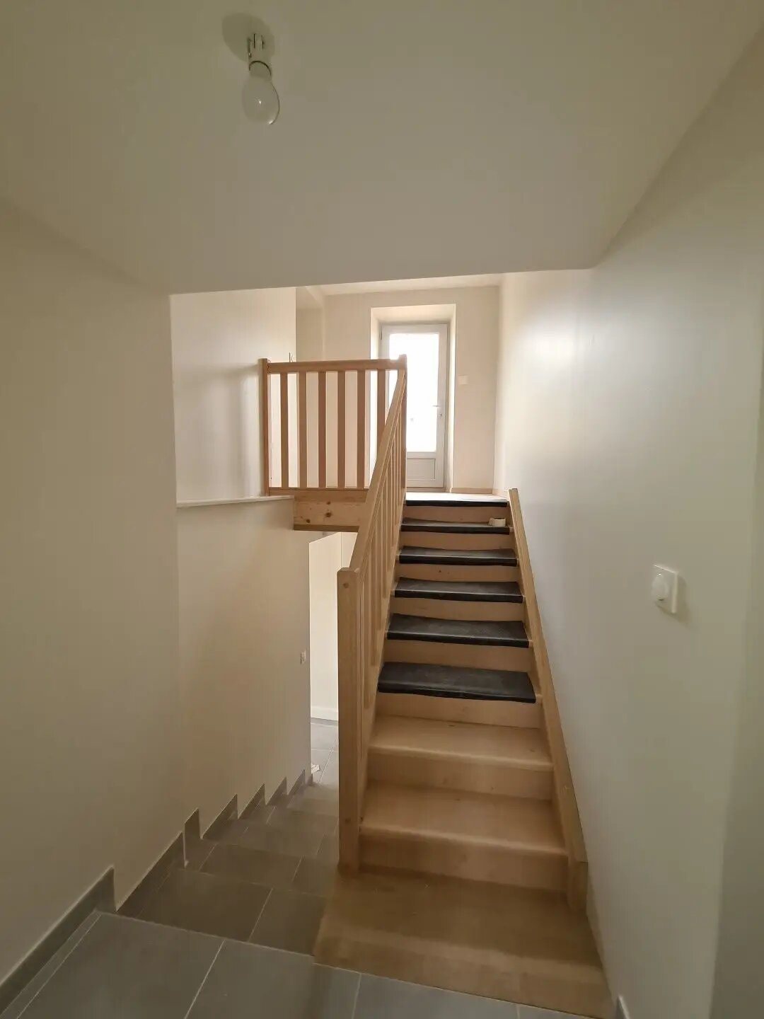 Maison à louer, 76m², Thurins