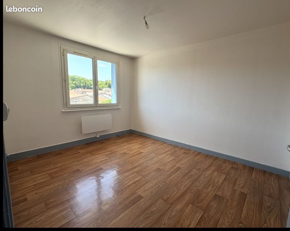 Appartement à louer, 61m², Vaucouleurs