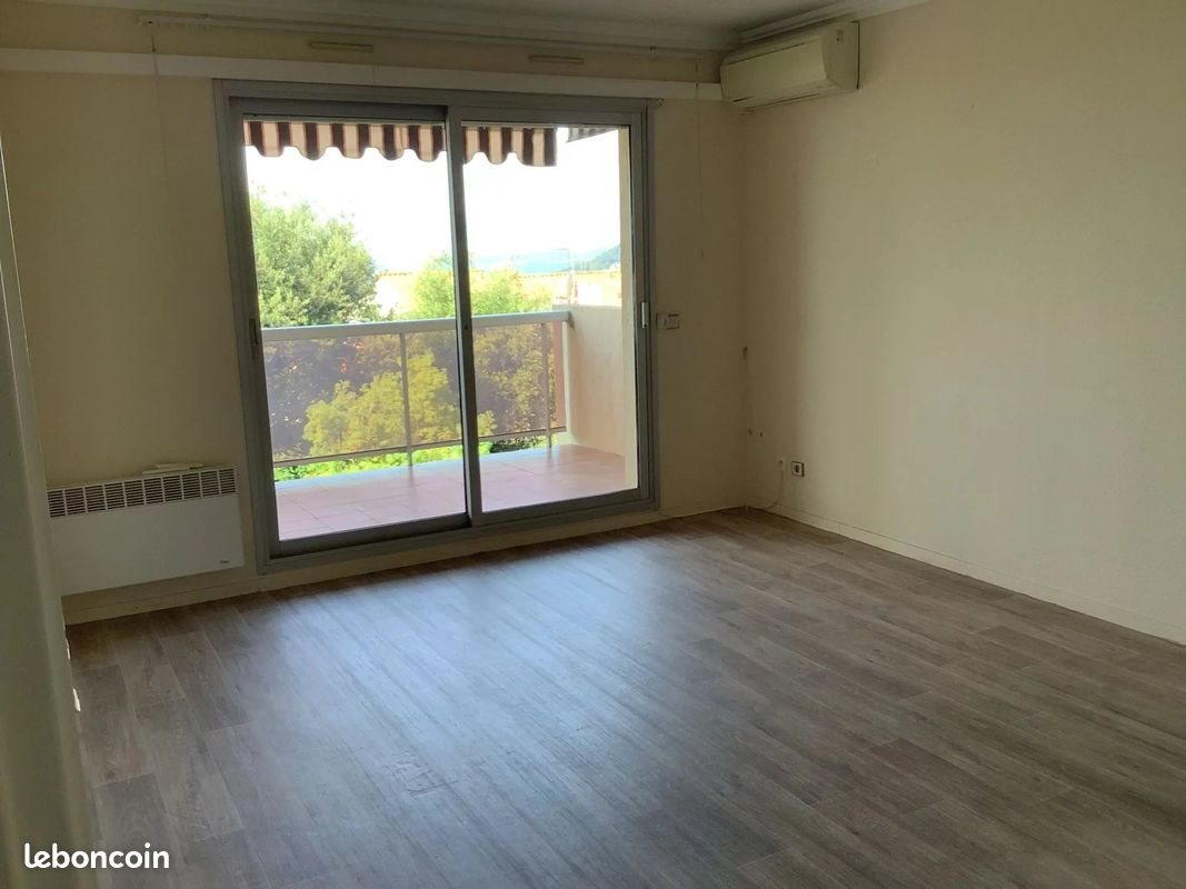Appartement à louer, 60m², Grasse