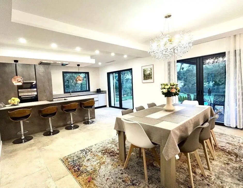 Maison à louer, 167m², Saint-Paul-de-Vence