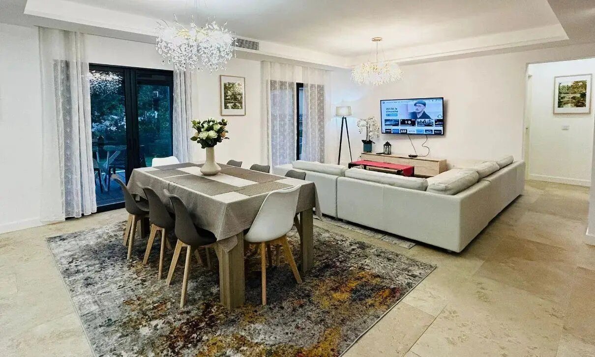 Maison à louer, 167m², Saint-Paul-de-Vence