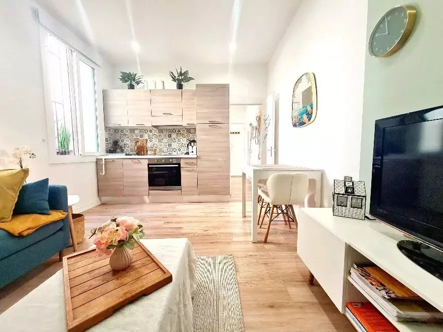 Appartement à louer, 25m², Antibes