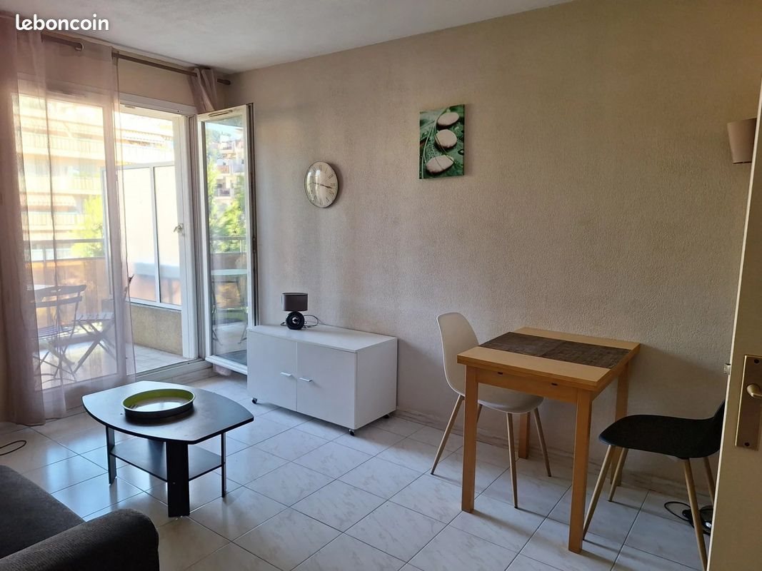Appartement à louer, 21m², Nice